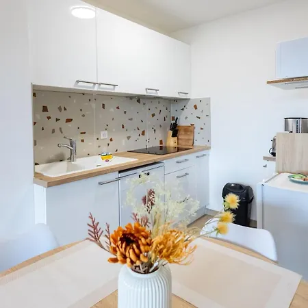 Appartement Le Petit Sanary- Balcon, Parking,