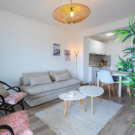 Appartement Le Petit Sanary- Balcon, Parking, Sanary-sur-Mer