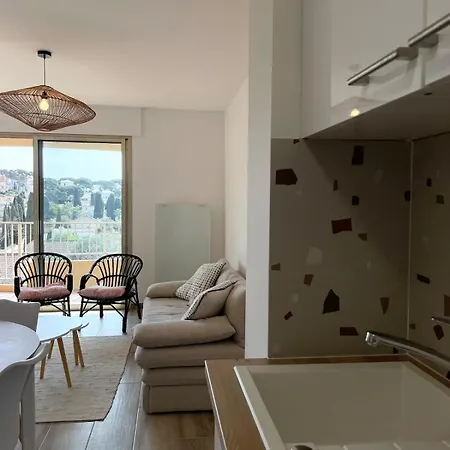 Appartement Le Petit Sanary- Balcon, Parking, *